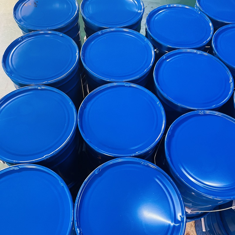 क्रिस्टल क्लियर लिक्विड एपॉक्सी रेज़िन 10-35kv इलेक्ट्रिकल इंसुलेशन कंपोनेंट्स के लिए, दूधिया सफ़ेद चिपचिपा तरल के साथ